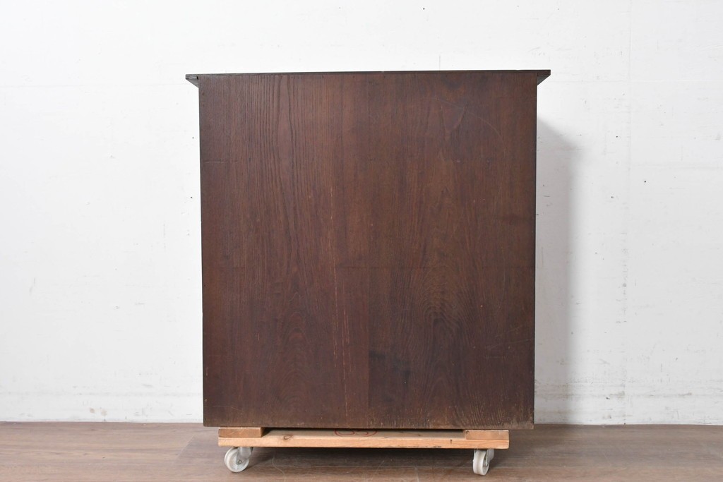 和製アンティーク　華やかな金色の背景に白椿が描かれた槐(エンジュ)材の茶棚　(R-087434)