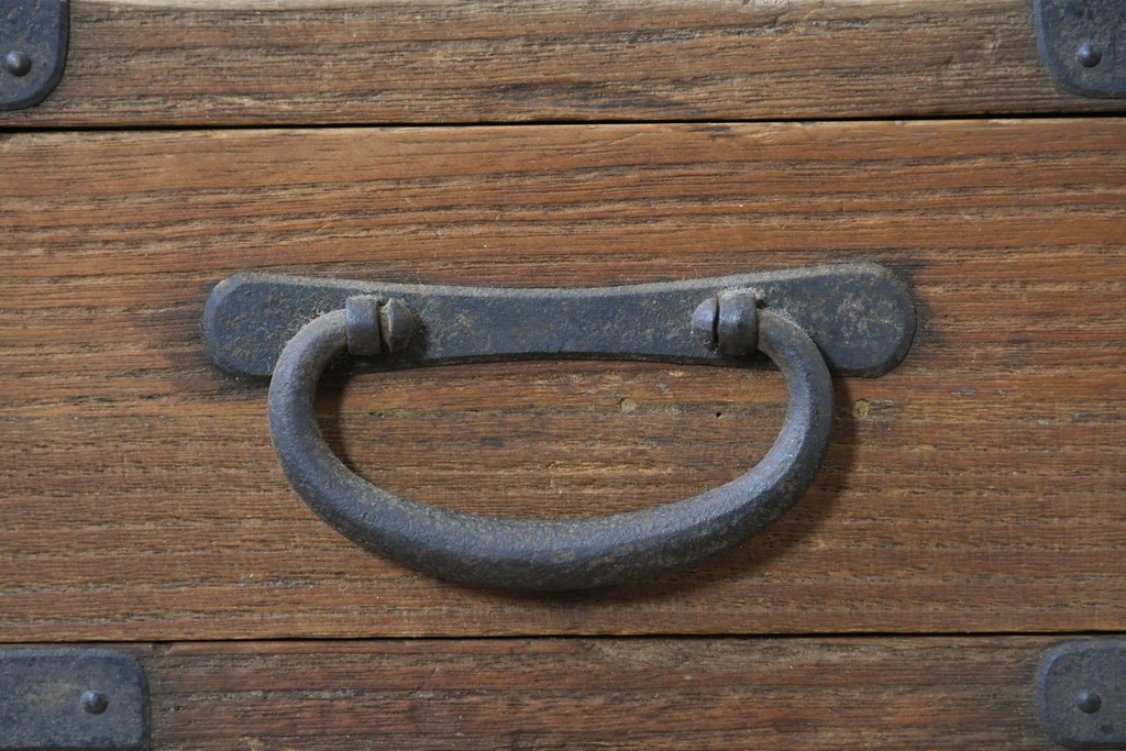 和製アンティーク　総桐材　時代を感じる木地の味わいが魅力の小箪笥　(R-087435)