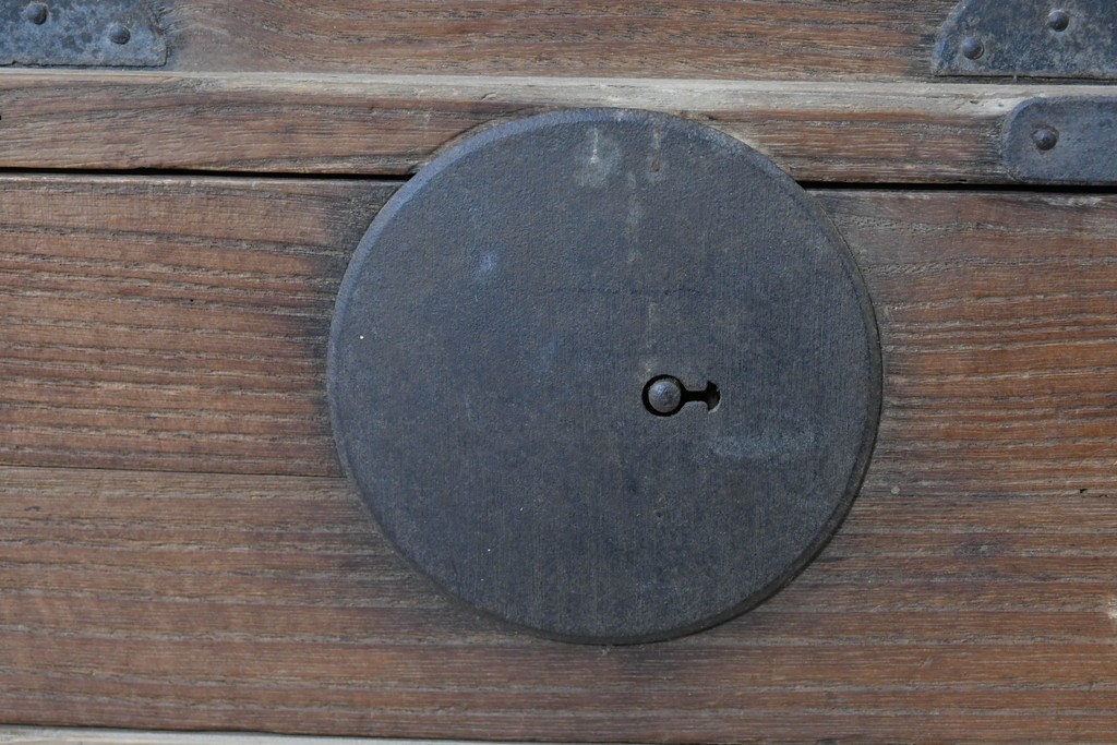 和製アンティーク　総桐材　時代を感じる木地の味わいが魅力の小箪笥　(R-087435)