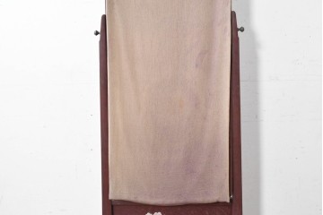 中古　美品　カバー付き　漆塗り　雅やかな蒔絵(牡丹図)が施された姿見　(R-087436)