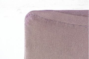 中古　美品　カバー付き　漆塗り　雅やかな蒔絵(牡丹図)が施された姿見　(R-087436)