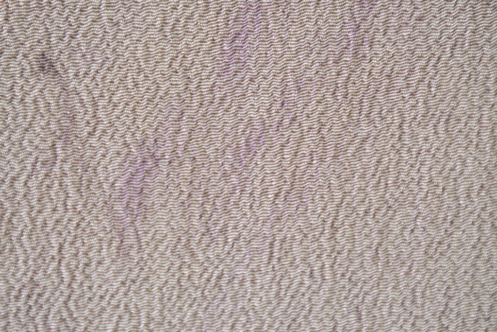 中古　美品　カバー付き　漆塗り　雅やかな蒔絵(牡丹図)が施された姿見　(R-087436)