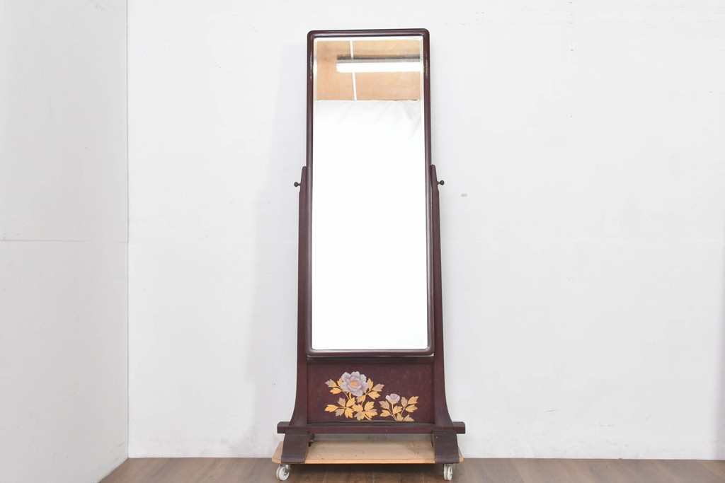 中古　美品　カバー付き　漆塗り　雅やかな蒔絵(牡丹図)が施された姿見　(R-087436)