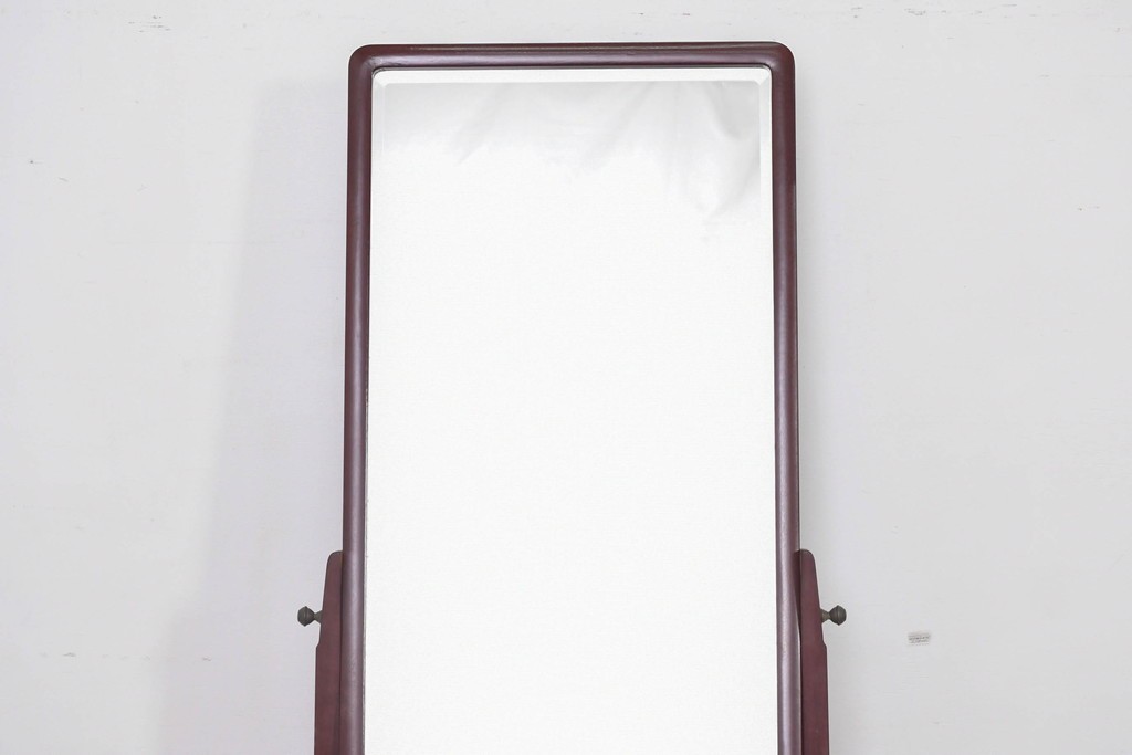 中古　美品　カバー付き　漆塗り　雅やかな蒔絵(牡丹図)が施された姿見　(R-087436)