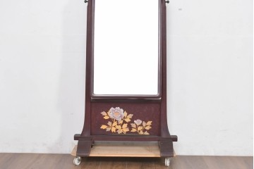中古　美品　カバー付き　漆塗り　雅やかな蒔絵(牡丹図)が施された姿見　(R-087436)