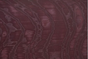 中古　美品　カバー付き　漆塗り　雅やかな蒔絵(牡丹図)が施された姿見　(R-087436)