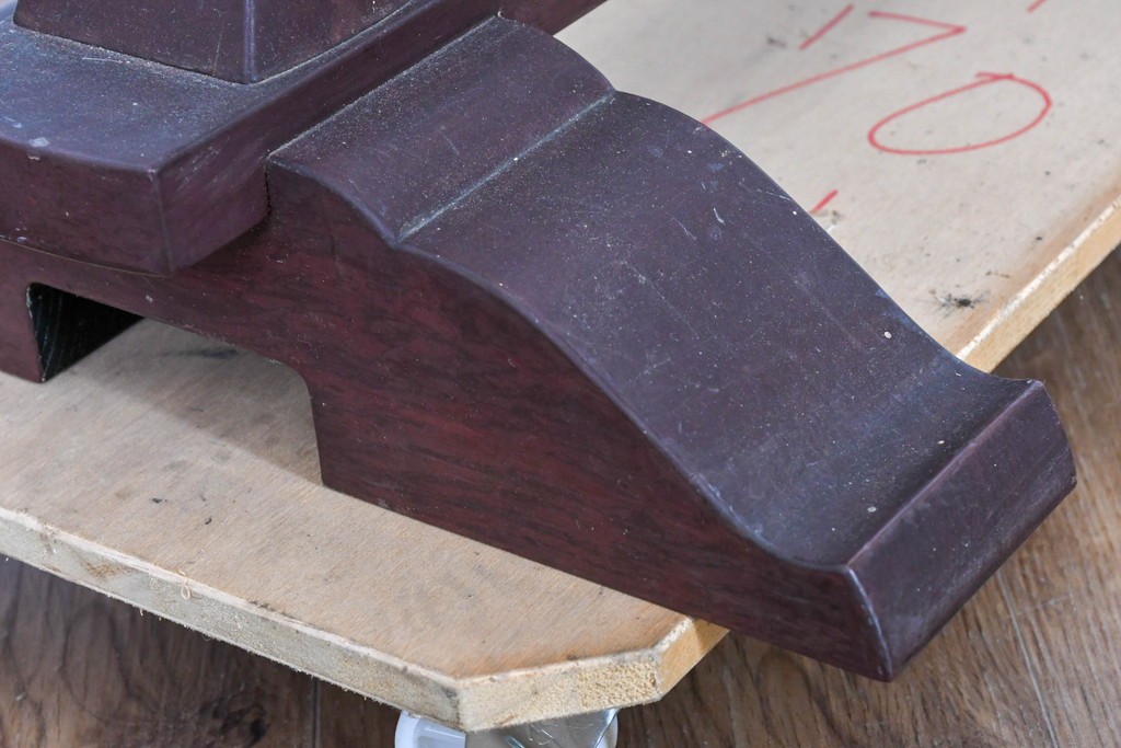 中古　美品　カバー付き　漆塗り　雅やかな蒔絵(牡丹図)が施された姿見　(R-087436)