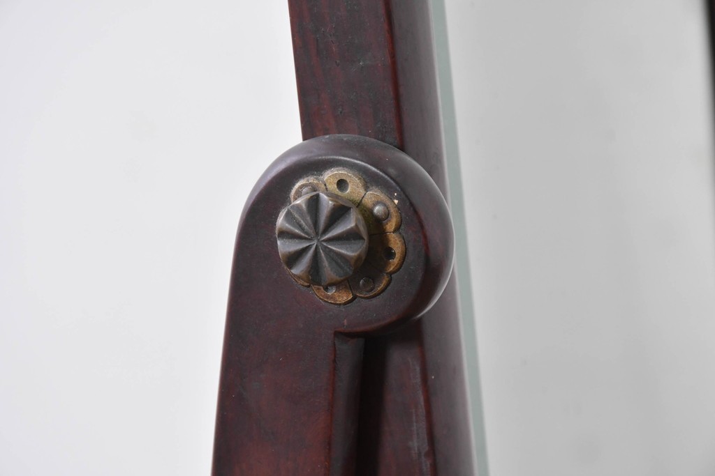 和製アンティーク　指物工芸家具　紫檀(シタン)材　木色が美しい透かし彫り入りの鏡台　(R-087437)