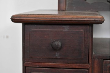 和製アンティーク　指物工芸家具　紫檀(シタン)材　木色が美しい透かし彫り入りの鏡台　(R-087437)