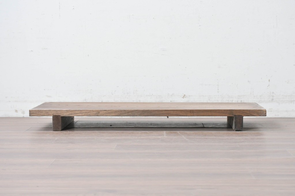 和製アンティーク　ダイナミックな木目が味わい深い欅(ケヤキ)材一枚板の裁ち板　(R-087438)