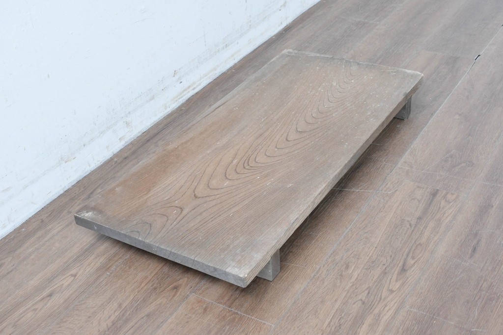 和製アンティーク　ダイナミックな木目が味わい深い欅(ケヤキ)材一枚板の裁ち板　(R-087438)