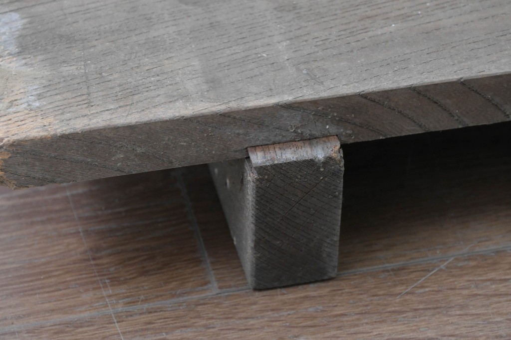 和製アンティーク　ダイナミックな木目が味わい深い欅(ケヤキ)材一枚板の裁ち板　(R-087439)