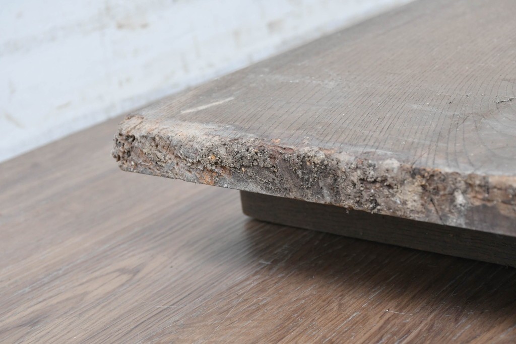 和製アンティーク　ダイナミックな木目が味わい深い欅(ケヤキ)材一枚板の裁ち板　(R-087439)