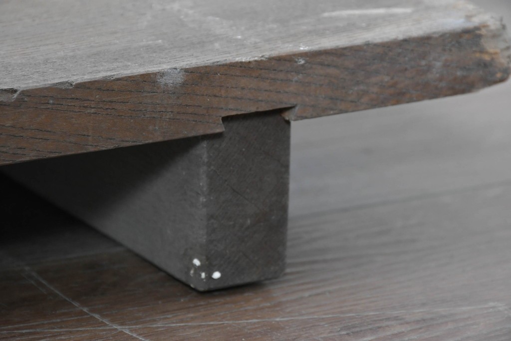 和製アンティーク　ダイナミックな木目が味わい深い欅(ケヤキ)材一枚板の裁ち板　(R-087439)