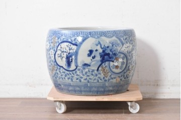 【簡易リペア限定品】　和製アンティーク　濃淡のある染付(梅・松)に金彩のアクセントが映える瀬戸火鉢　(R-087440)