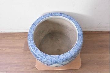 【簡易リペア限定品】　和製アンティーク　濃淡のある染付(梅・松)に金彩のアクセントが映える瀬戸火鉢　(R-087440)