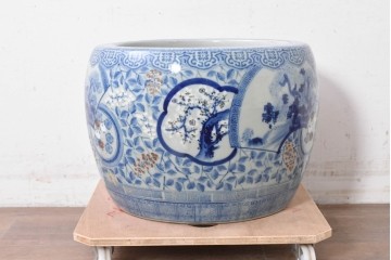 【簡易リペア限定品】　和製アンティーク　濃淡のある染付(梅・松)に金彩のアクセントが映える瀬戸火鉢　(R-087440)