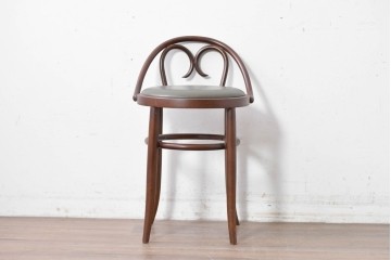 中古　秋田木工　背もたれの曲木細工がアクセントのカウンターチェア　(R-087442)