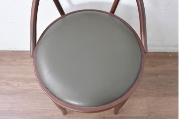 中古　秋田木工　背もたれの曲木細工がアクセントのカウンターチェア　(R-087442)