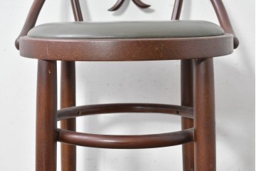 中古　秋田木工　背もたれの曲木細工がアクセントのカウンターチェア　(R-087442)