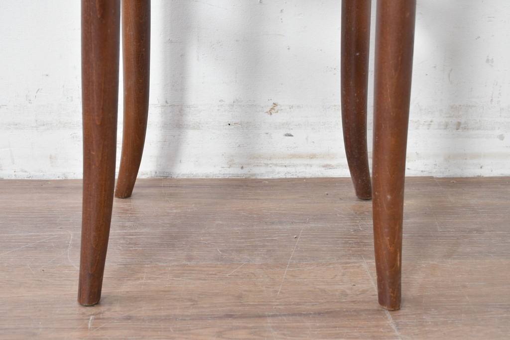 中古　秋田木工　背もたれの曲木細工がアクセントのカウンターチェア　(R-087442)