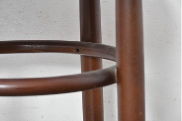 中古　秋田木工　背もたれの曲木細工がアクセントのカウンターチェア　(R-087442)