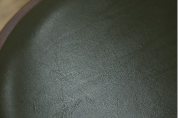 中古　秋田木工　背もたれの曲木細工がアクセントのカウンターチェア　(R-087442)
