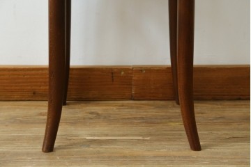 中古　秋田木工　背もたれの曲木細工がアクセントのカウンターチェア　(R-087442)