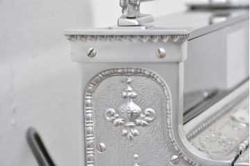 アメリカヴィンテージ　ブラジル製　NCR(ナショナル・キャッシュ・レジスター)社　Class 300復刻版　model 2114-1707　華やかなレリーフのクラシックレジスター(シルバー)　※通電確認済み　(R-087443)