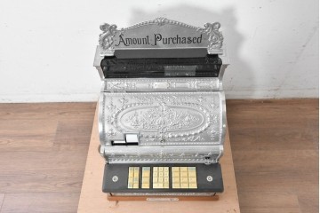 アメリカヴィンテージ　ブラジル製　NCR(ナショナル・キャッシュ・レジスター)社　Class 300復刻版　model 2114-1707　華やかなレリーフのクラシックレジスター(シルバー)　※通電確認済み　(R-087443)