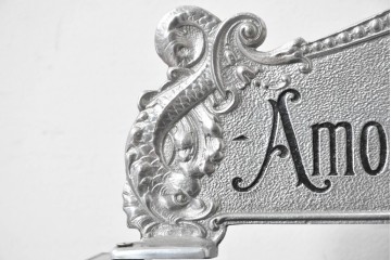 アメリカヴィンテージ　ブラジル製　NCR(ナショナル・キャッシュ・レジスター)社　Class 300復刻版　model 2114-1707　華やかなレリーフのクラシックレジスター(シルバー)　※通電確認済み　(R-087443)