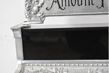 アメリカヴィンテージ　ブラジル製　NCR(ナショナル・キャッシュ・レジスター)社　Class 300復刻版　model 2114-1707　華やかなレリーフのクラシックレジスター(シルバー)　※通電確認済み　(R-087443)