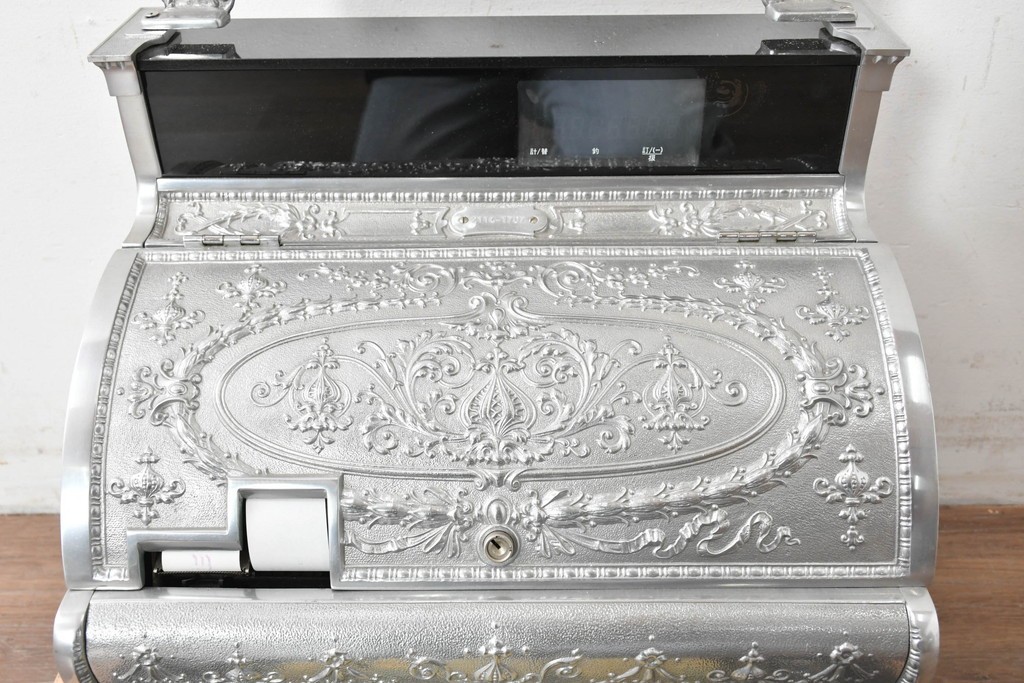 アメリカヴィンテージ　ブラジル製　NCR(ナショナル・キャッシュ・レジスター)社　Class 300復刻版　model 2114-1707　華やかなレリーフのクラシックレジスター(シルバー)　※通電確認済み　(R-087443)
