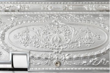 アメリカヴィンテージ　ブラジル製　NCR(ナショナル・キャッシュ・レジスター)社　Class 300復刻版　model 2114-1707　華やかなレリーフのクラシックレジスター(シルバー)　※通電確認済み　(R-087443)