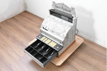 アメリカヴィンテージ　ブラジル製　NCR(ナショナル・キャッシュ・レジスター)社　Class 300復刻版　model 2114-1707　華やかなレリーフのクラシックレジスター(シルバー)　※通電確認済み　(R-087443)