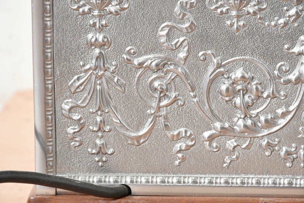 アメリカヴィンテージ　ブラジル製　NCR(ナショナル・キャッシュ・レジスター)社　Class 300復刻版　model 2114-1707　華やかなレリーフのクラシックレジスター(シルバー)　※通電確認済み　(R-087443)