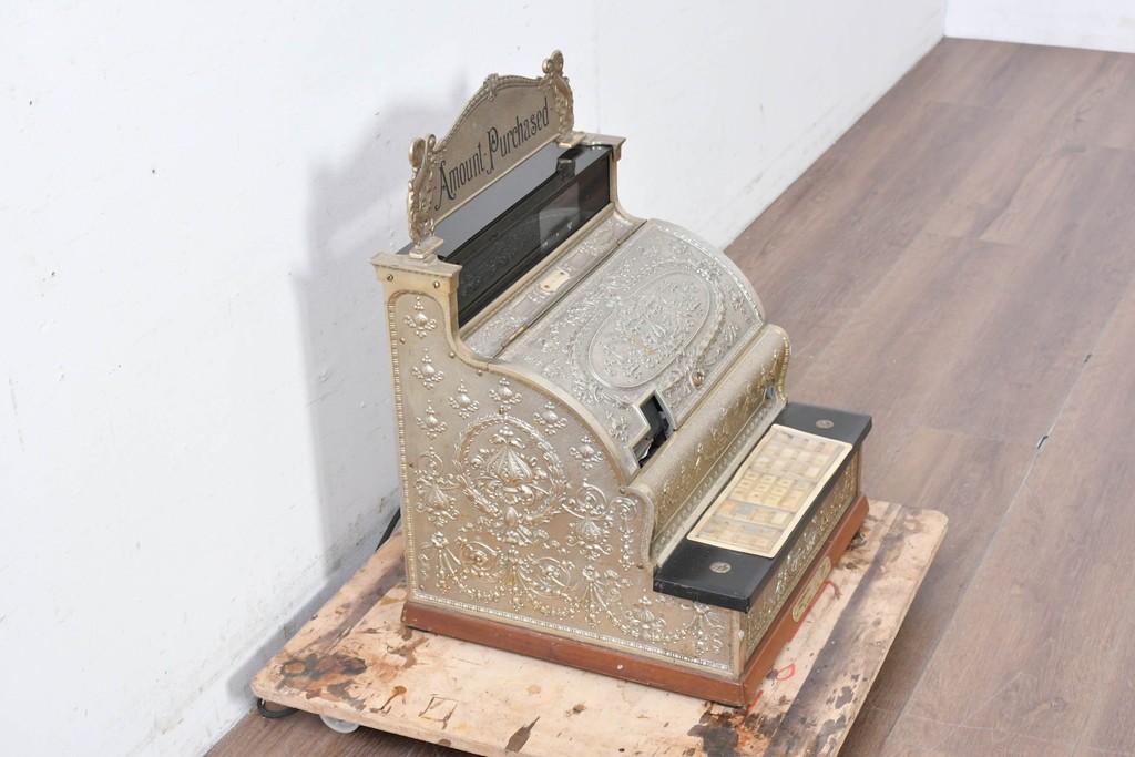 アメリカヴィンテージ　ブラジル製　NCR(ナショナル・キャッシュ・レジスター)社　Class 300復刻版　model 2114-1708　華やかなレリーフのクラシックレジスター(ゴールド)　※通電確認済み　(R-087444)