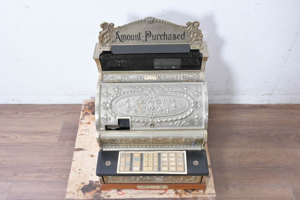 アメリカヴィンテージ　ブラジル製　NCR(ナショナル・キャッシュ・レジスター)社　Class 300復刻版　model 2114-1708　華やかなレリーフのクラシックレジスター(ゴールド)　※通電確認済み　(R-087444)