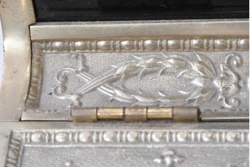 アメリカヴィンテージ　ブラジル製　NCR(ナショナル・キャッシュ・レジスター)社　Class 300復刻版　model 2114-1708　華やかなレリーフのクラシックレジスター(ゴールド)　※通電確認済み　(R-087444)