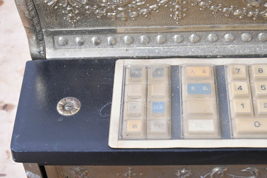 アメリカヴィンテージ　ブラジル製　NCR(ナショナル・キャッシュ・レジスター)社　Class 300復刻版　model 2114-1708　華やかなレリーフのクラシックレジスター(ゴールド)　※通電確認済み　(R-087444)