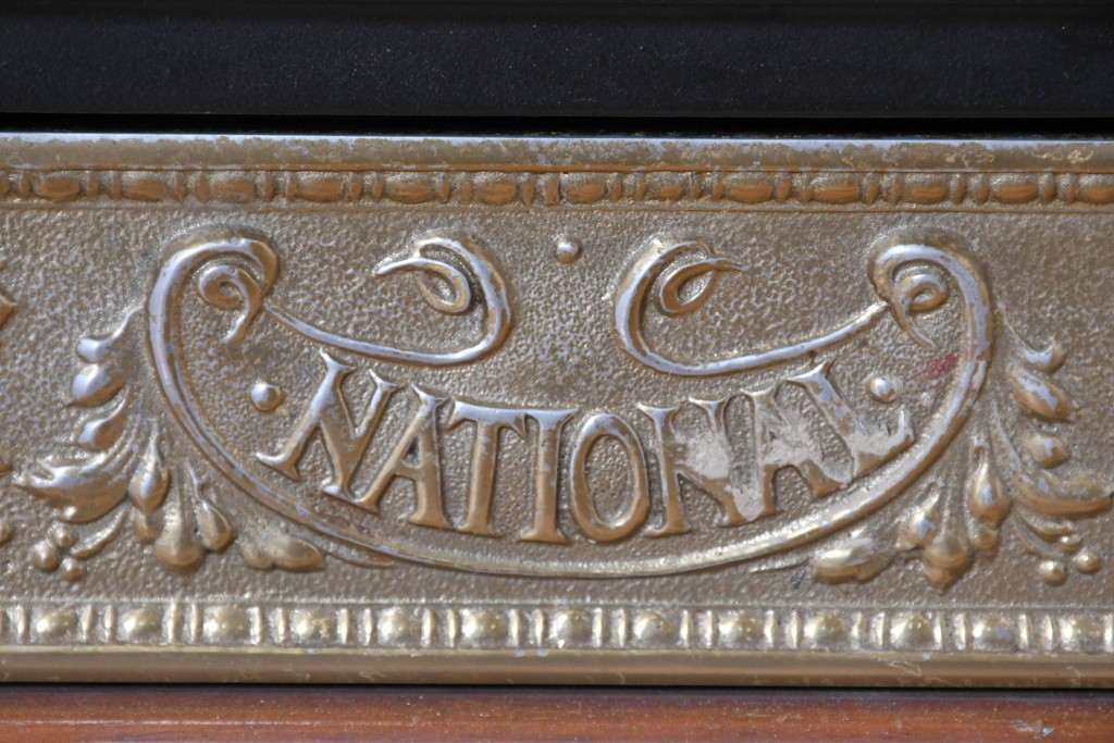 アメリカヴィンテージ　ブラジル製　NCR(ナショナル・キャッシュ・レジスター)社　Class 300復刻版　model 2114-1708　華やかなレリーフのクラシックレジスター(ゴールド)　※通電確認済み　(R-087444)