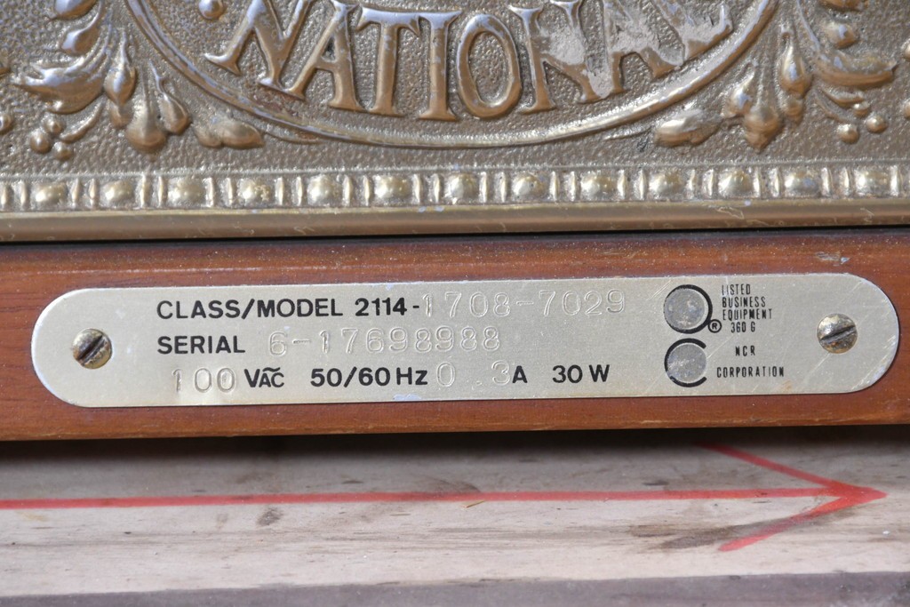 アメリカヴィンテージ　ブラジル製　NCR(ナショナル・キャッシュ・レジスター)社　Class 300復刻版　model 2114-1708　華やかなレリーフのクラシックレジスター(ゴールド)　※通電確認済み　(R-087444)
