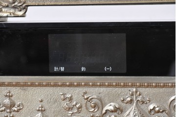 アメリカヴィンテージ　ブラジル製　NCR(ナショナル・キャッシュ・レジスター)社　Class 300復刻版　model 2114-1708　華やかなレリーフのクラシックレジスター(ゴールド)　※通電確認済み　(R-087444)