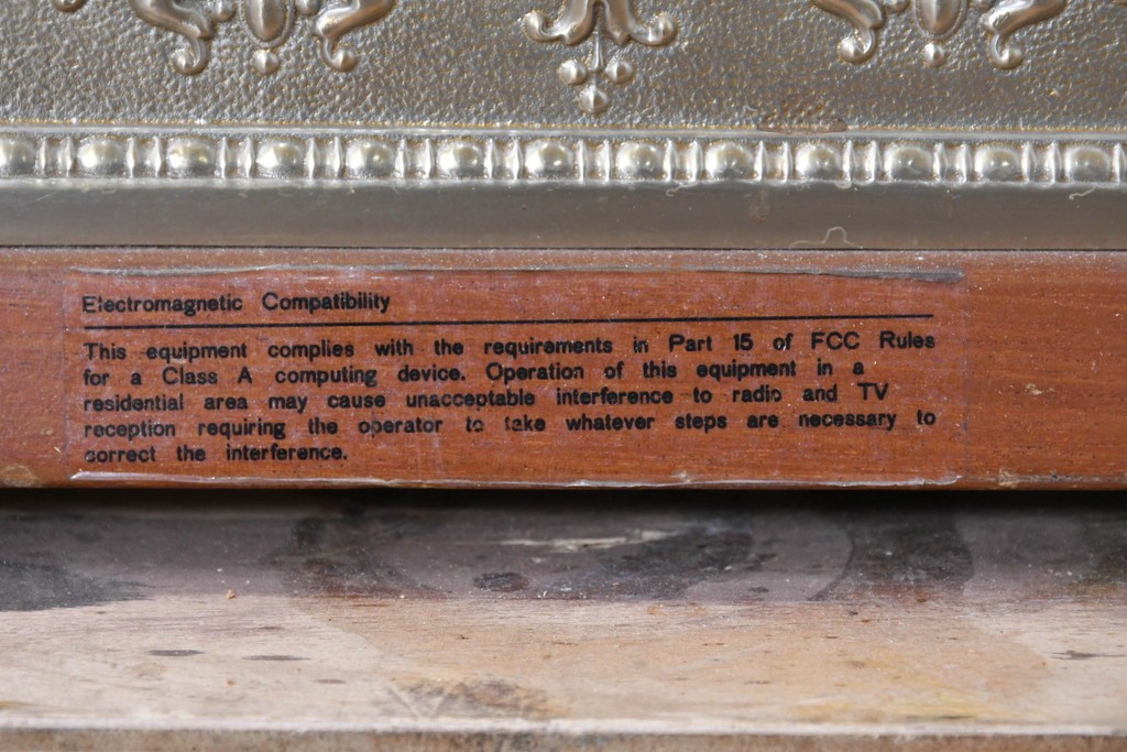 アメリカヴィンテージ　ブラジル製　NCR(ナショナル・キャッシュ・レジスター)社　Class 300復刻版　model 2114-1708　華やかなレリーフのクラシックレジスター(ゴールド)　※通電確認済み　(R-087444)