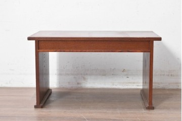 中古　美品　高級品!!　国産職人手作り(在銘「義」)　木目が美しい欅(ケヤキ)材の文机　(R-087445)