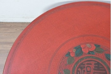 和製アンティーク　「福寿」　椿図の彫刻が可愛らしい朱塗りの円卓　(R-087447)