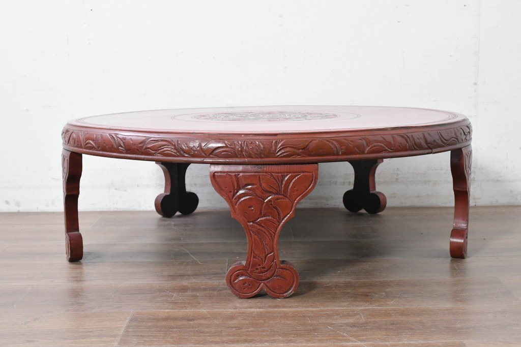 和製アンティーク　「福寿」　椿図の彫刻が可愛らしい朱塗りの円卓　(R-087447)