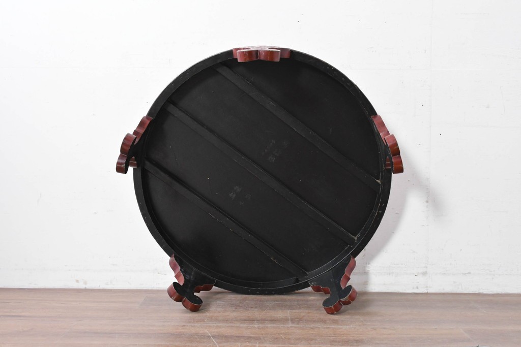 和製アンティーク　「福寿」　椿図の彫刻が可愛らしい朱塗りの円卓　(R-087447)