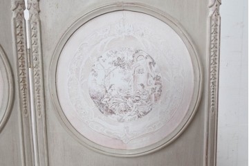 中古　美品　サラグレース(Sarah Grace)取り扱い　フランスCoquecigrues(コクシグル)社　トワルドジュイ柄が描かれたアンティーク調のパーテーション　定価約11万円　(R-087448)