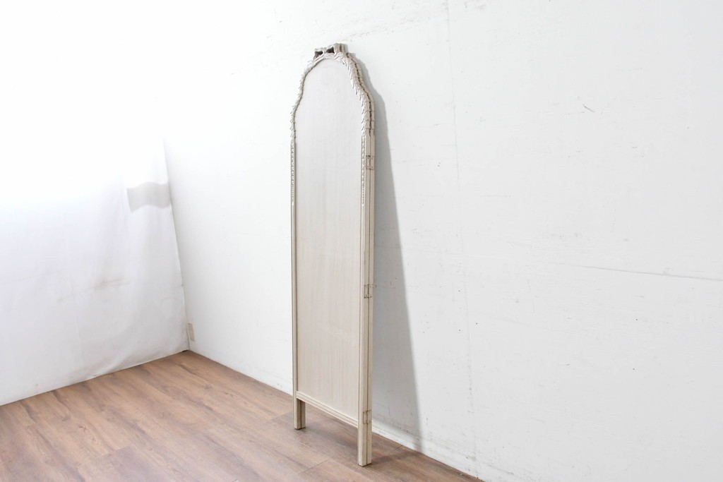 中古　美品　サラグレース(Sarah Grace)取り扱い　フランスCoquecigrues(コクシグル)社　トワルドジュイ柄が描かれたアンティーク調のパーテーション　定価約11万円　(R-087448)